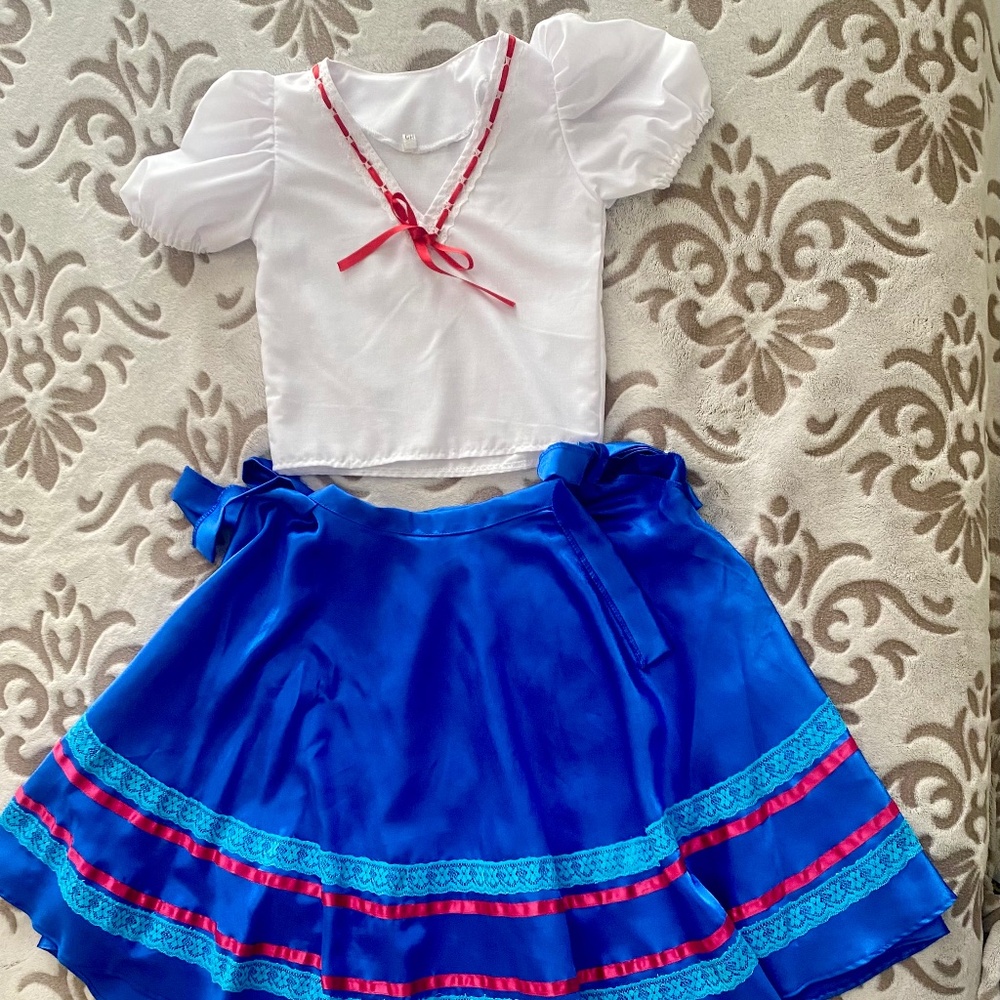 Disney Encanto Luisa Costume
